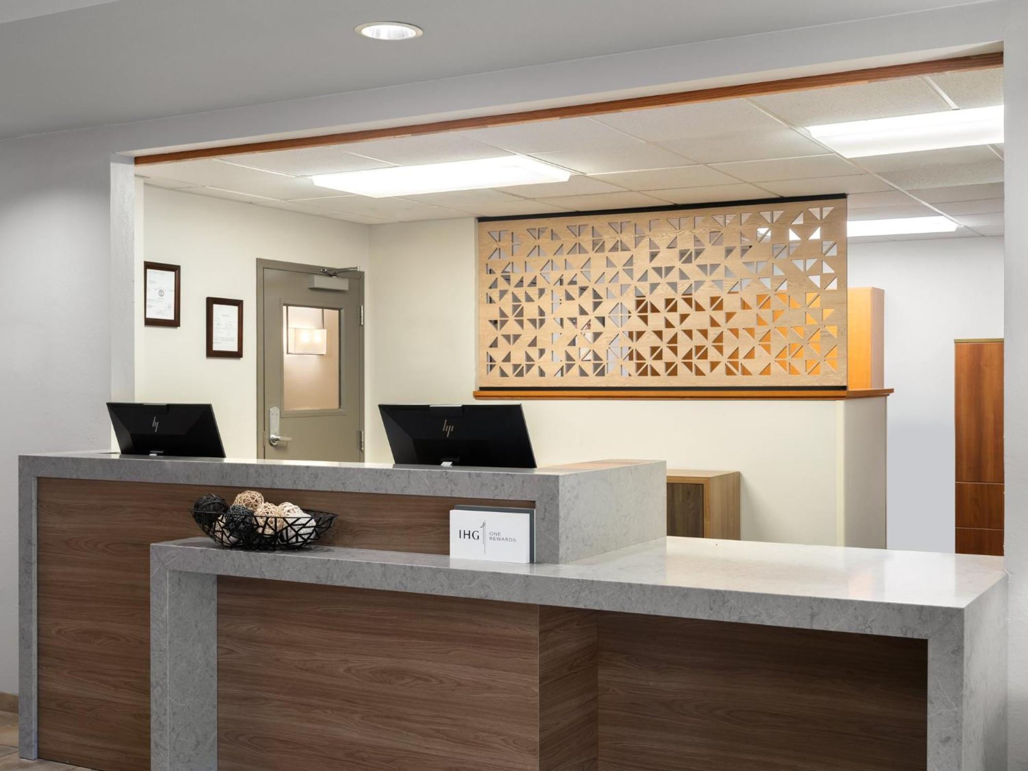 Candlewood Suites Radcliff - Fort Knox By Ihg Ngoại thất bức ảnh